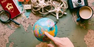 6 نصائح للسفر حول العالم بميزانية محدودة 1 6 نصائح للسفر حول العالم بميزانية محدودة - 1300 × 150