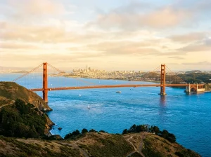 GOLDEN GATE BRIDGE